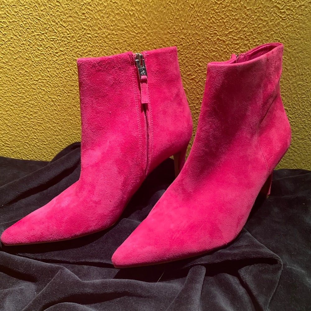 Women’s ankle boots